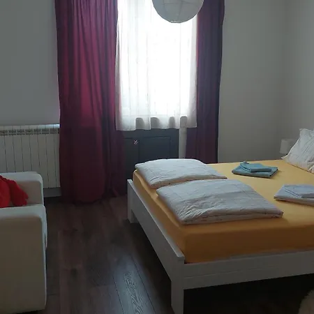 Апартаменты Charming And Stylish Centrally Located 50m2