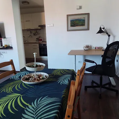 Charming And Stylish Centrally Located 50m2 * Белград